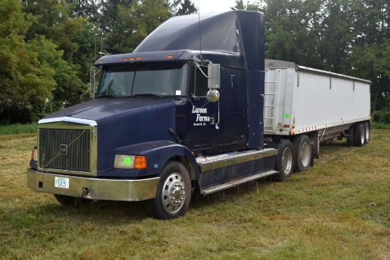 1996 Volvo Tandem Axle, Sleeper Bunk, Semi Tractor,  Volvo D12-425VT Diesel, 10 speed, Miles Unknown