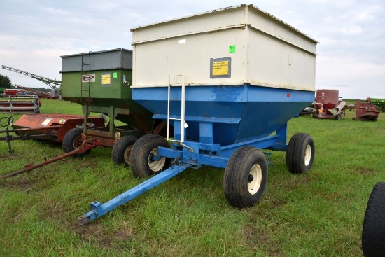 400 Bushel Center Dump Box With 12 Ton  Running Gear
