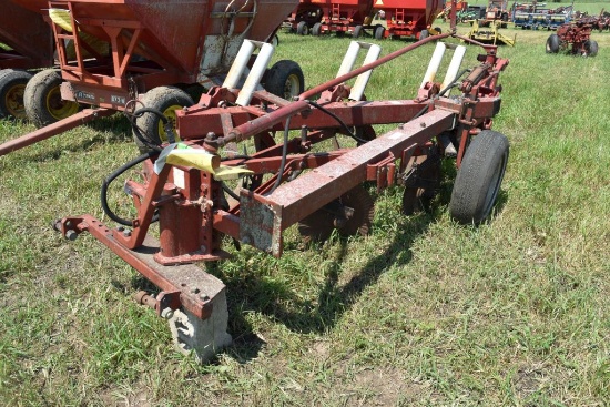 IHC-700 Plow, 3x18', 3 point
