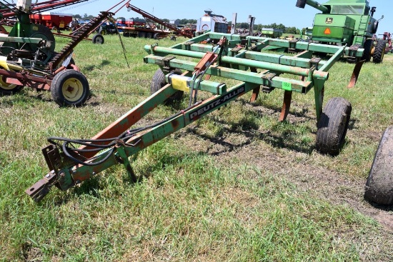 Deutz Allis 11' Chisel Plow, 9 Shank