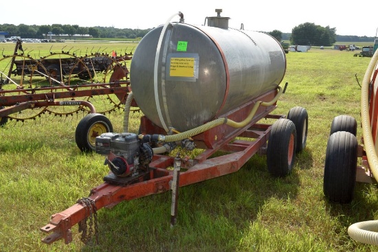 S.S 1000 gallon Tank on Running Gear with  Briggs & Stratton 5.5hp Transfer Pump