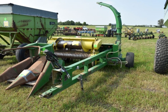 John Deere 3970 Forage Chopper w/7' Hay head,  small 1000 pto, metal alert, JD Controller