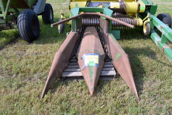 John Deere Corn head, 2 row, New Gathering  Chains