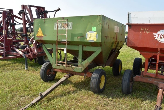 Dakon 250 Bushel Gravity Box With MN 8 Ton  Gear