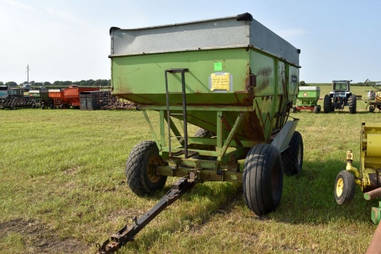 Parker 2500 Gravity Box, 315 Bushel, With  Parker 12 Ton Running Gear