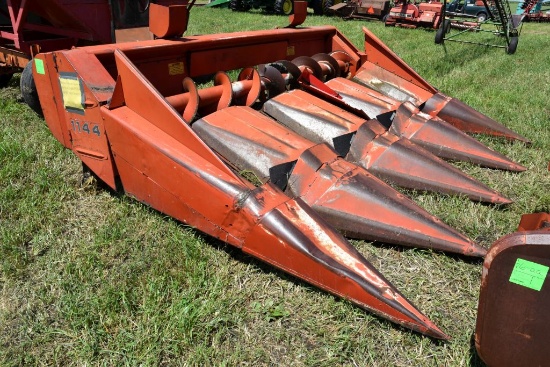 Massey Ferguson 1144 Corn Head, Single PTO, 4  Row, 36", metal Snouts