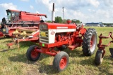 Farmall 460 Tractor, gas 14.9x38 tires, Fast  Hitch, Fenders, 2 Hydraulics, 540pto, 2246  hours show