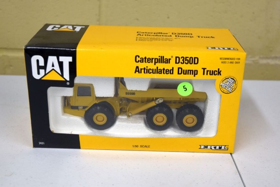 Ertl Caterpillar D350D Articulated Dump Truck, 1/50th Scale, With Box