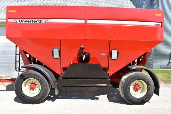 Unverferth 630 Gravity Wagon, 445/65R/22.5 Tires, Front & Rear Brakes, Fenders, Red In Color, Light
