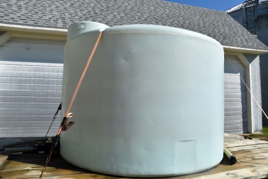 1500 Gallon Poly Water Tank