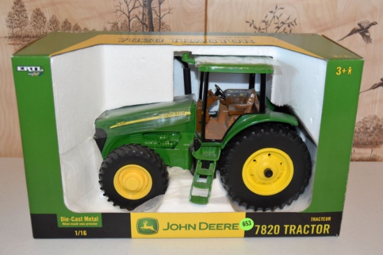 Ertl Britians John Deere 7820 Tractor, 1/16th Scale, With Box