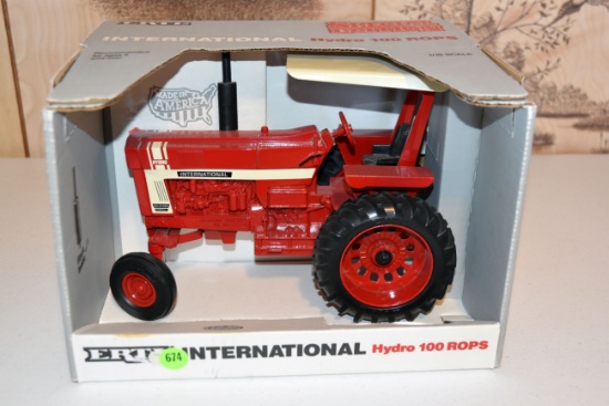 Ertl International Hydro 100 With ROPS, June 1991 Special Edition, 1/16th Scale, With Box