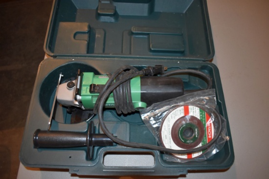 Hitachi G12SR 4-1/2-Inch Angle Grinder, Hardcase, Works