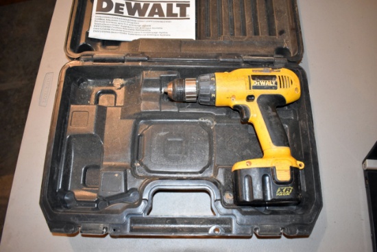 Dewalt DW991 3/8" Cordless Drill, 14.4 Volt Battery, Hardcase