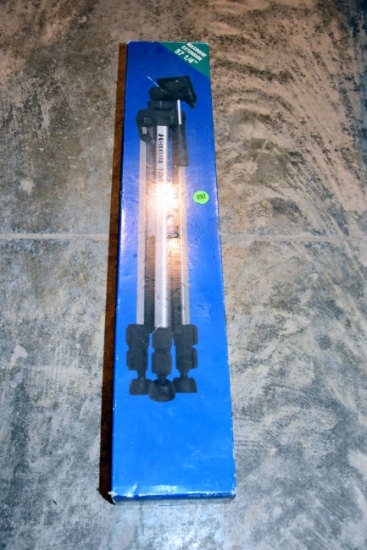 Hakuba Model T-3500 Lightweight Tripod