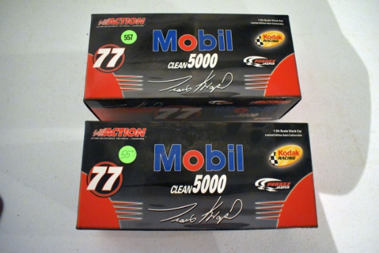 (2) Action, Travis Kvapil No.77 Mobil Clean 5000, 2005 Charger, 1 Of 936, 1/24th Scale With Boxes