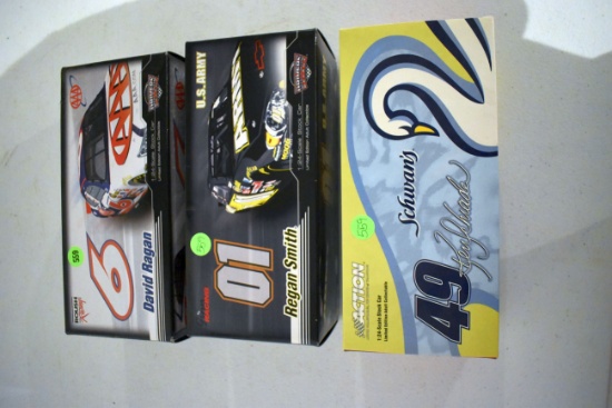 Motorsports Authentics, David Ragan No.6 AAA, 2007 Fusion, Limitied Edition, 1/24th Scale With Box,