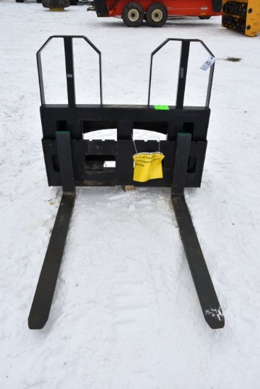 Walco 48" Pallet Forks, 5500 lb Capacity  Universal Skid Plate