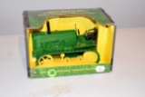 Ertl John Deere 40 Crawler, 1/16 Scale, With Box