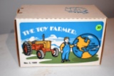 Ertl 1990 Toy Farmer Case 800 Diesel, 1/16th Scale With Box
