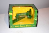 Ertl John Deere Blade, 1/16th Scale With Box