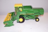 Ertl John Deere 6600 Combine With Beanhead, Plastic Reel, No Box