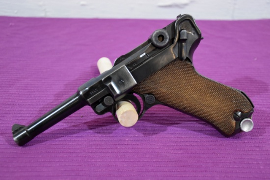 German Luger Pistol, 42 Code, 1939 Dated, SN: 9085