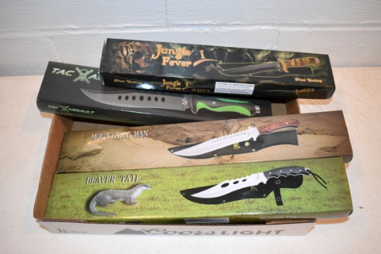 (4) Fixed Blade Knives In Boxes