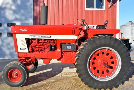 International 966 Hydro Tractor Open Station, Flat Top Fenders, Good Hydro, 3pt, 540/1000 PTO, 18.4x