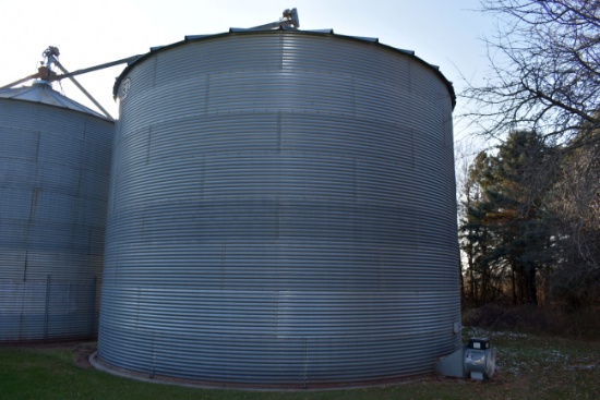GSI 30’ Grain Bin, 8 Rings, Aeration Floor, 11,500 Bushel, Buyer Have 6 Months To Remove All Bins An