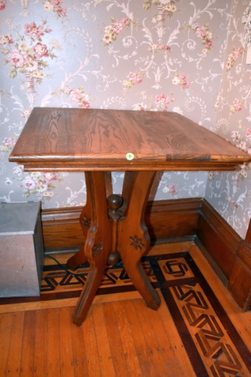 Oak Parlor Table, Pick Up Only, 24"x24"x30"