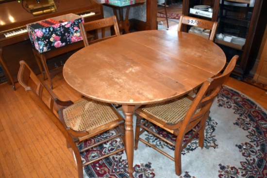 Round Dinning Table With 4 Cane Bottom Spooned Carved Chairs, Pick Up Only, 52"