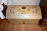 Newer Painted Dome Top Trunk, Pick Up Only