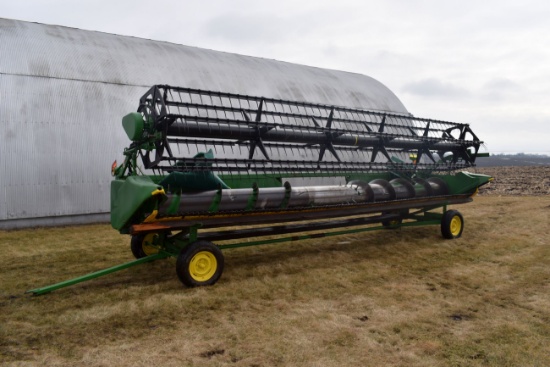 2002 John Deere 925F Bean Head, Full Finger, 3” Cut, Poly, Excellent Condition, SN: F696340