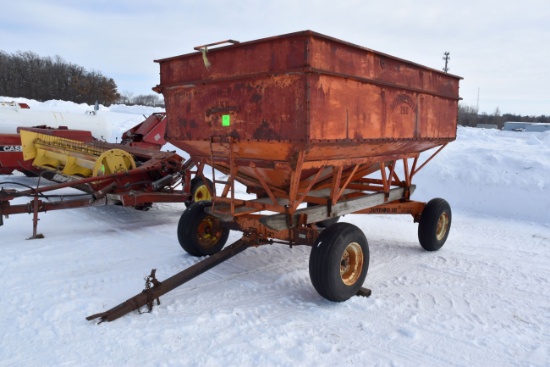 Minnesota 250 Gravity Flow Wagon, On MN 10 Ton Ru