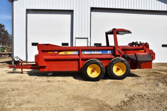 New Holland 195 Tandem Axle Manure Spreader, 2 Beater, Hydraulic Slop Gate, 540PTO, 22.5 Truck Tires