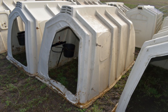 Calf-Tel Calf Hutch With Back Bedding Door