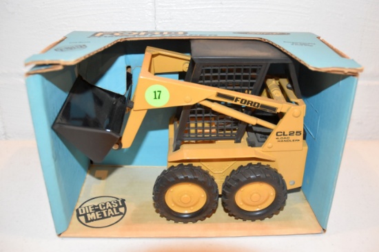 Ertl Ford Compact Loader CL25, 1/16th Scale With Box