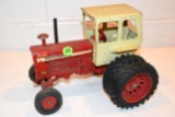 Ertl IH 1456 Turbo Tractor With Cab And Duals No Box