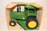 Ertl John Deere Sound Gard Tractor With Duals, 1/16th Scale With Box