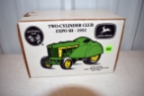 Ertl 1992 Two Cylinder Club Expo john Deere 620 Orchard Tractor, With The Box