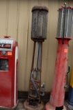 Wayne Cut 615 Gas Pump, SN:6639, No Globe, Has Hose And Brass Nozzle, Good Glass, One Set Of Numbers