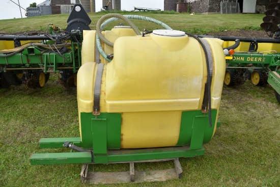 Demco 200/400 Gallon Saddle Tanks With Bracket And Hose