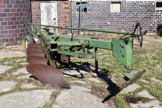 John Deere 450 Plow, 5 x 18’s, 3pt, Missing One Coulter