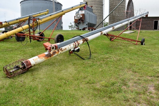 Fetral 10”x58’ Auger, Hydraulic Lift, PTO