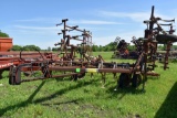 Wilrich 26.5' Field Cultivator, Walking Tandems,