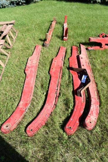 4 Wooden Horse Sleigh Runners and Bolsters