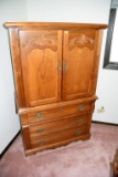 Nice Vaughan Basset Oak Entertainment Armoire,PICK UP ONLY,SEE DATES/TIMES ABOVE IN NOTES, NO SHIPPI