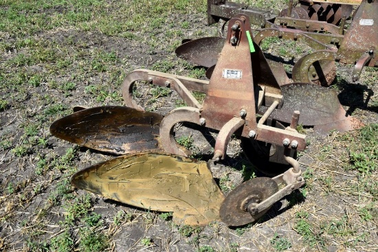 Dearborn 10-156, 2 Bottom Plow, 3 Point