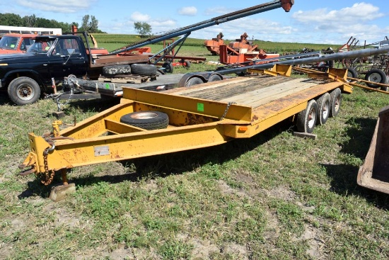 1974 General, Flatbed Trailer, Tri-Axle, 14’ Bed With 4’ Beaver Tail, 96" Wide, Flip Up Ramps